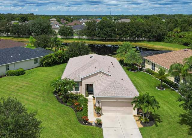 Property at 12271 Lavender Loop, Bradenton, FL 34212, 3 beds, 2.5 baths