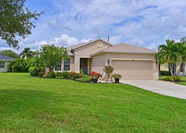 Property at 12271 Lavender Loop, Bradenton, FL 34212, 3 beds, 2.5 baths