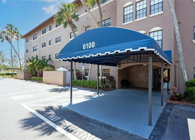 Property at 6100 Gulfport Blvd S #117, Gulfport, FL 33707, 2 beds, 2 baths