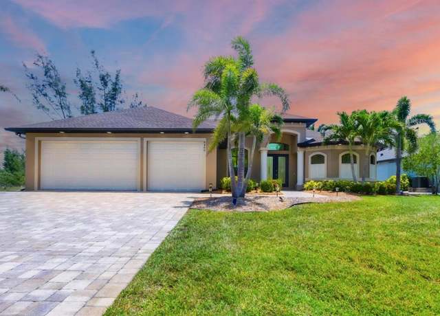 Property at 8400 Antwerp Cir, Port Charlotte, FL 33981, 3 beds, 2.5 baths