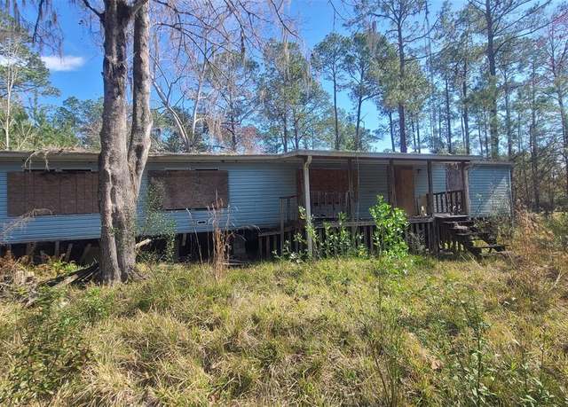 Property at 13395 NE 65th Ct, Citra, FL 32113, 3 beds, 2 baths