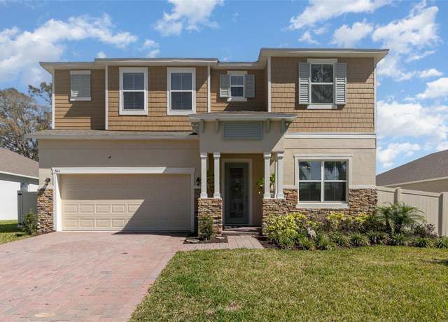 Property at 204 Pine Crest Rd, Mount Dora, FL 32757, 4 beds, 2.5 baths