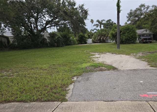 Property at 510 Woodlawn St, Clearwater, FL 33756