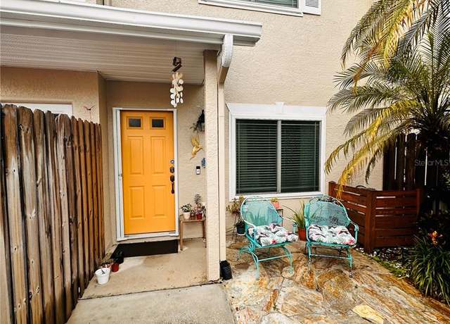 Property at 18510 Pebble Lake Ct, Tampa, FL 33647, 2 beds, 2.5 baths