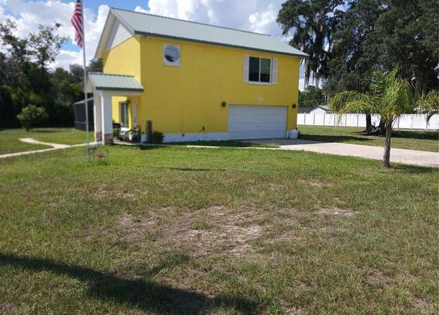 Property at 12366 SE 138 Ave, Ocklawaha, FL 32179, 4 beds, 3 baths