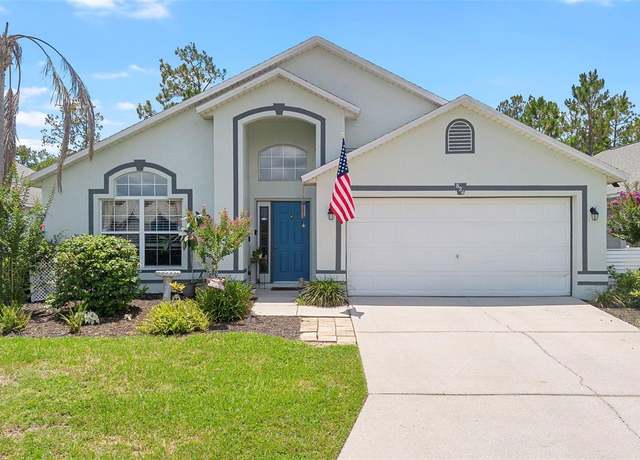 Property at 824 Casterton Cir, Davenport, FL 33897, 4 beds, 3 baths