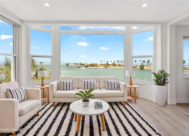 Property at 174 Golden Gate Pt #21, Sarasota, FL 34236, 2 beds, 2 baths