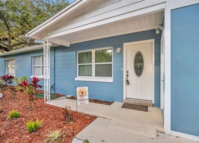 Property at 1416 E 20th St, Sanford, FL 32771, 4 beds, 2 baths