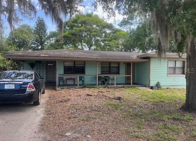 Property at 6251 Bolling Dr, Orlando, FL 32808, 3 beds, 2 baths