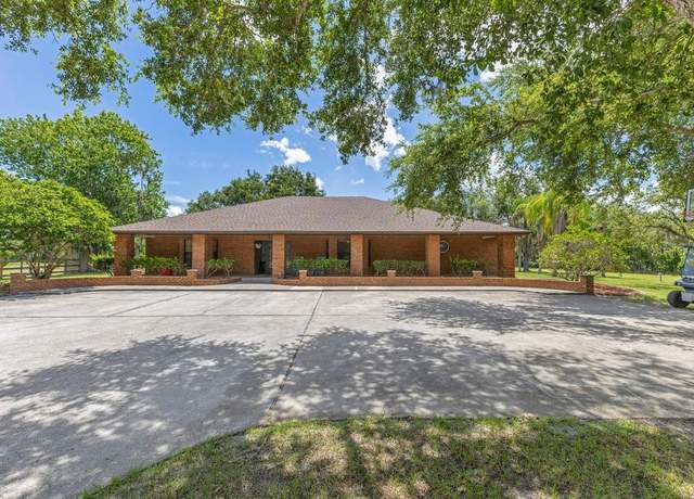 Property at 3181 Canter Ln, Kissimmee, FL 34746, 4 beds, 3 baths