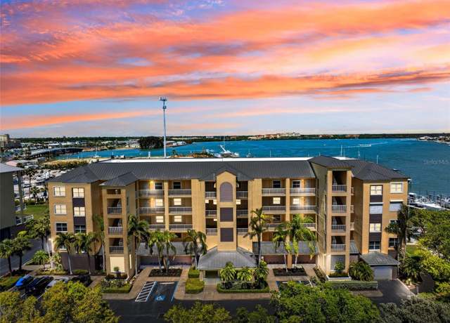 Property at 425 150th Ave #2501, Madeira Beach, FL 33708, 3 beds, 2 baths