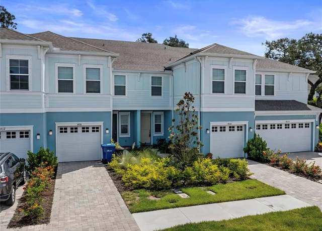 Property at 4020 Via Sienna Cir, Sarasota, FL 34243, 3 beds, 2.5 baths