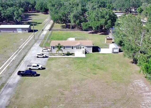Property at 8318 Franklin Rd, Plant City, FL 33565, 4 beds, 2 baths
