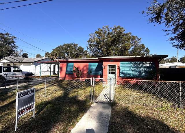 Property at 131 W Palm Way, Edgewater, FL 32132, 3 beds, 1 bath