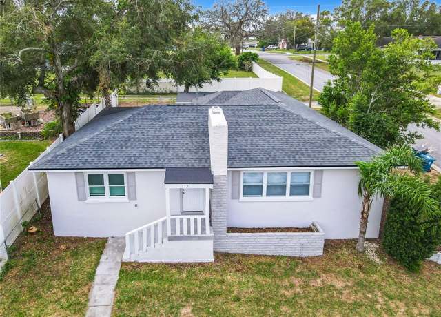 Property at 117 W Maple St, Davenport, FL 33837, 4 beds, 2 baths