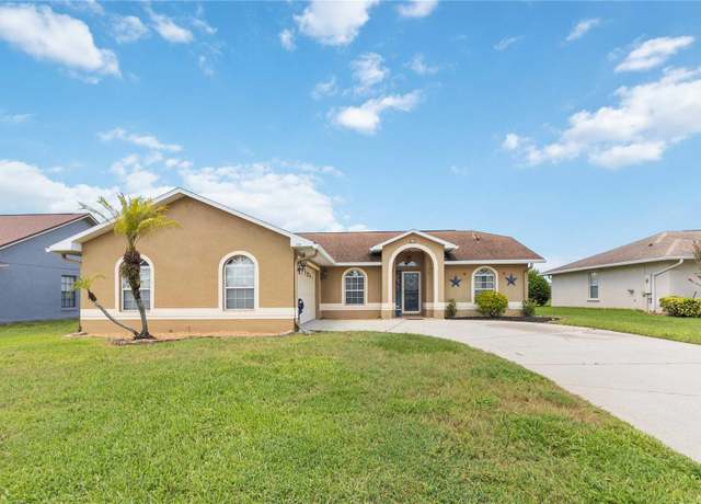 Property at 2310 Giselle Ct, St Cloud, FL 34772, 3 beds, 2 baths