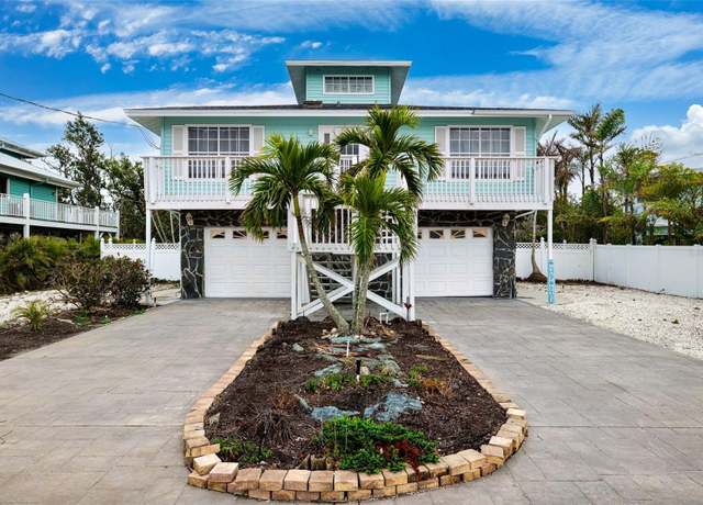 Property at 311 Poinsettia Rd, Anna Maria, FL 34216, 3 beds, 2 baths