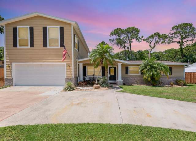 Property at 350 Brentwood Ct, Merritt Island, FL 32952, 5 beds, 3 baths