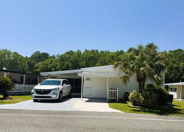 Property at 106 Palo Verde Dr, Leesburg, FL 34748, 2 beds, 2 baths