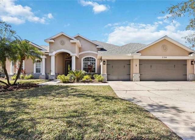 Property at 1314 Brambling Ct, Bradenton, FL 34212, 3 beds, 2.5 baths