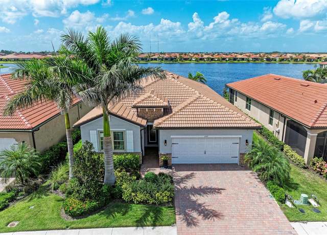 Property at 257 Soliera St, Nokomis, FL 34275, 4 beds, 2 baths