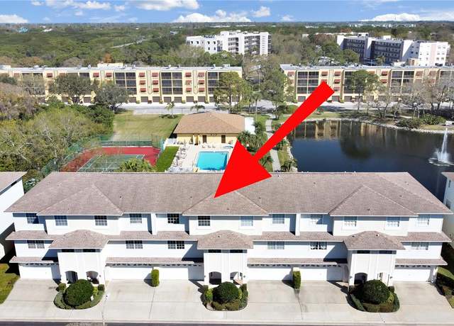 Property at 8229 Eagles Park Dr N, St Petersburg, FL 33709, 3 beds, 2.5 baths