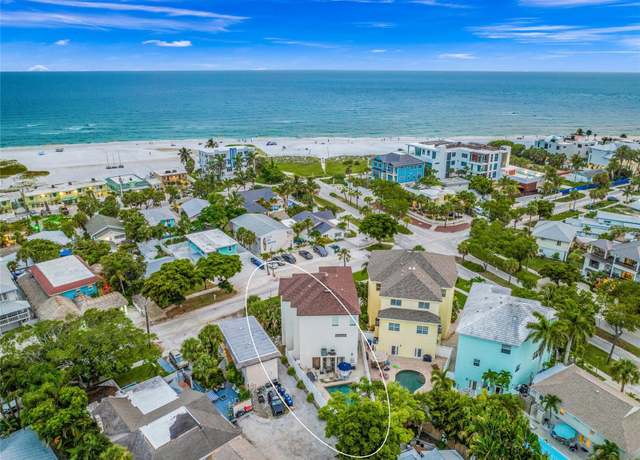 Property at 100 Columbus Blvd, Sarasota, FL 34242, 2 beds, 2.5 baths