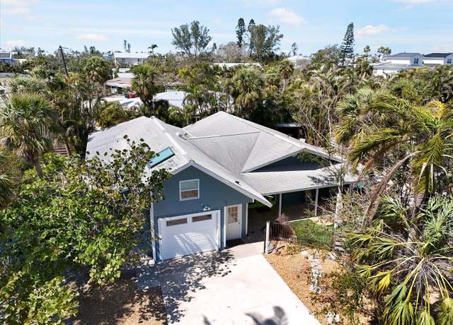 Property at 402 71st St, Holmes Beach, FL 34217, 4 beds, 3 baths