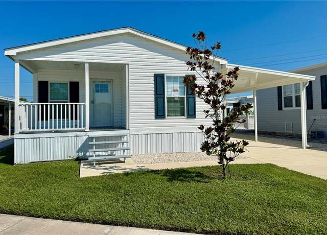 Property at 4822 Tri Par Dr, Sarasota, FL 34234, 2 beds, 2 baths