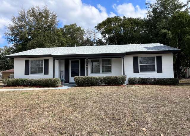 Property at 15081 SW 35th Cir, Ocala, FL 34473, 3 beds, 2 baths
