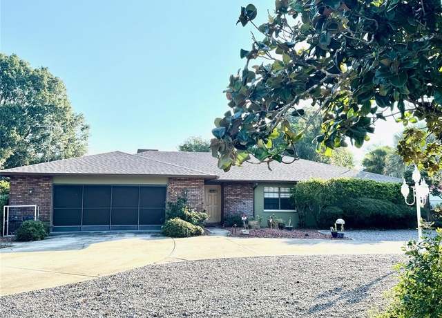 Property at 8123 River Country Dr, Weeki Wachee, FL 34607, 3 beds, 3 baths
