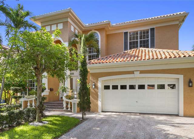 Photo of 4625 Dolphin Cay Ln S, St Petersburg, FL 33711