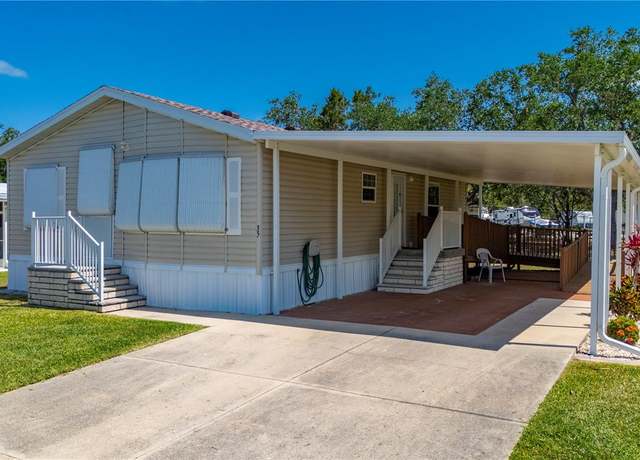 Property at 1000 Kings Hwy #35, Port Charlotte, FL 33980, 2 beds, 2 baths