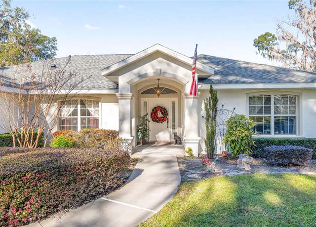 Property at 999 NE 120 Pl, Ocala, FL 34479, 4 beds, 2 baths