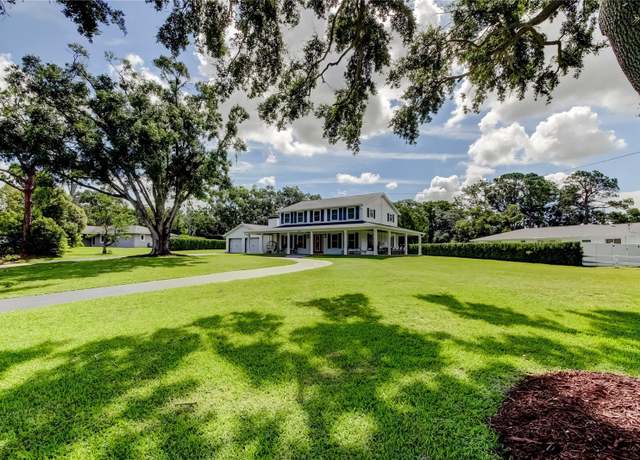 Property at 1971 Horse Shoe Bend Rd, Dunedin, FL 34698, 4 beds, 2.5 baths