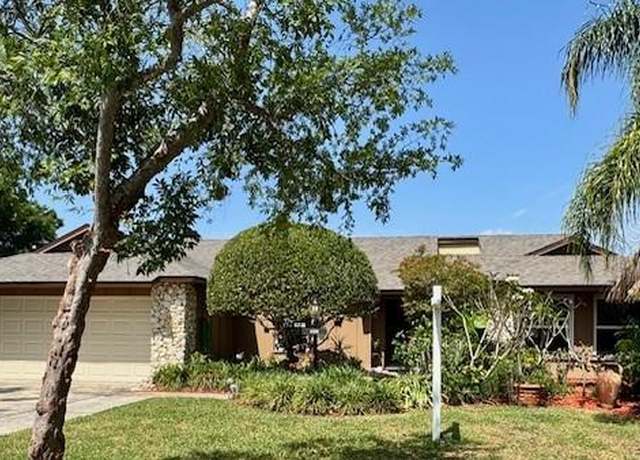 Property at 1139 Fairway Dr, Winter Park, FL 32792, 4 beds, 2 baths