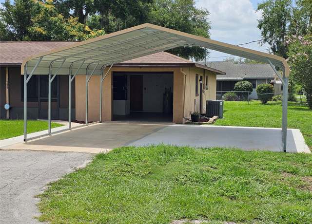 Property at 1335 CR 442, Lake Panasoffkee, FL 33538, 3 beds, 3 baths