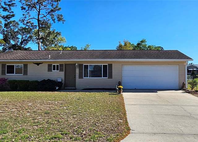 Property at 8516 SW 105th Pl, Ocala, FL 34481, 2 beds, 2 baths