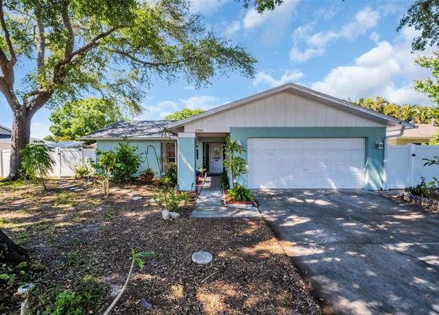 Property at 2366 Covington Dr, Clearwater, FL 33763, 4 beds, 2 baths