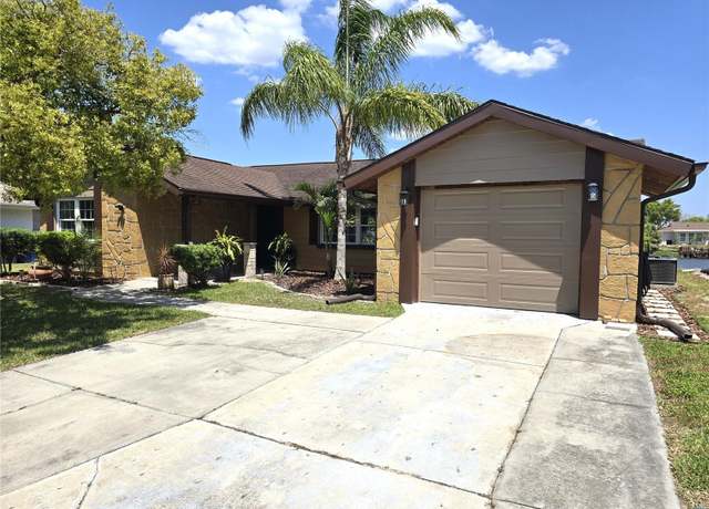 Property at 3532 Overland Dr, Holiday, FL 34691, 2 beds, 2 baths
