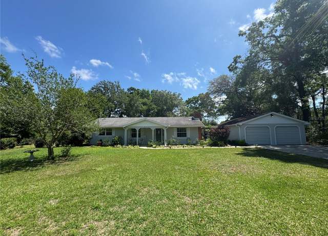 Property at 12015 SE 72nd Court Rd, Belleview, FL 34420, 3 beds, 2 baths