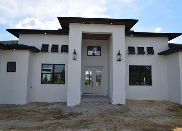 Property at 502 Winter Garden Vineland Rd Unit R, Winter Garden, FL 34787, 5 beds, 5.5 baths