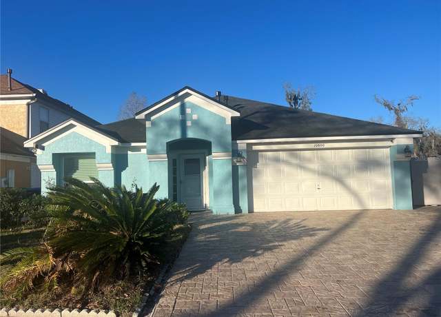Property at 10800 Cherry Oak Cir, Orlando, FL 32817, 4 beds, 3 baths