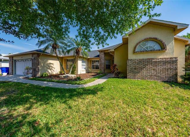 Property at 3928 Blackberry Cir, St Cloud, FL 34769, 4 beds, 2 baths
