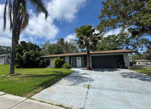 Property at 1920 N Highland Ave, Clearwater, FL 33755, 4 beds, 2 baths