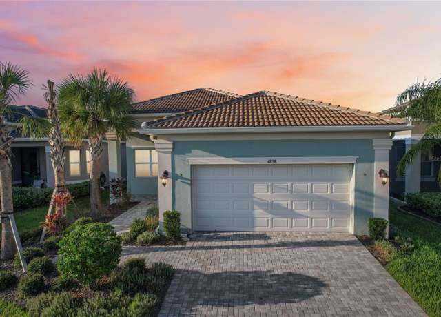 Property at 4838 Sevilla Shores Dr, Wimauma, FL 33598, 3 beds, 2.5 baths