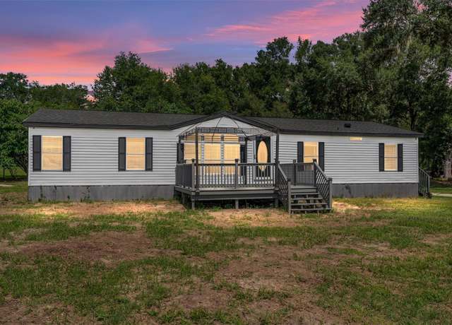 Property at 7965 SE 147th Pl, Summerfield, FL 34491, 4 beds, 2 baths