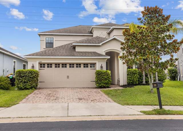 Property at 2287 Victoria Dr, Davenport, FL 33837, 6 beds, 6 baths