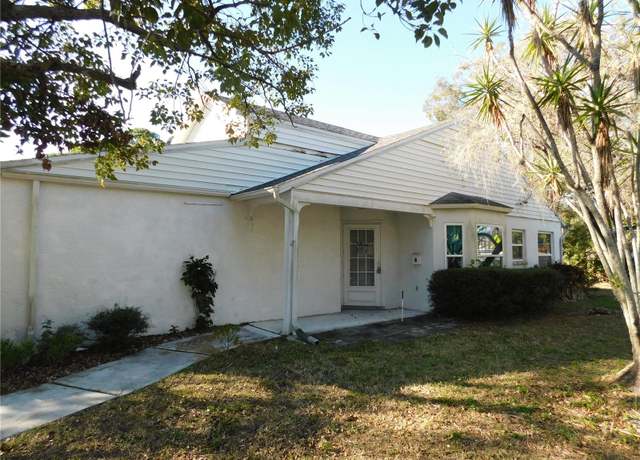 Property at 4708 Lacrosse Ct, New Port Richey, FL 34655, 2 beds, 2 baths