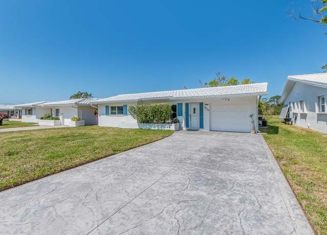 Property at 9024 140th Way, Seminole, FL 33776, 2 beds, 2 baths